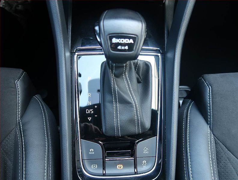 Škoda Kodiaq (2023) Sportline 2.0 TSI - fotka 13 z 27