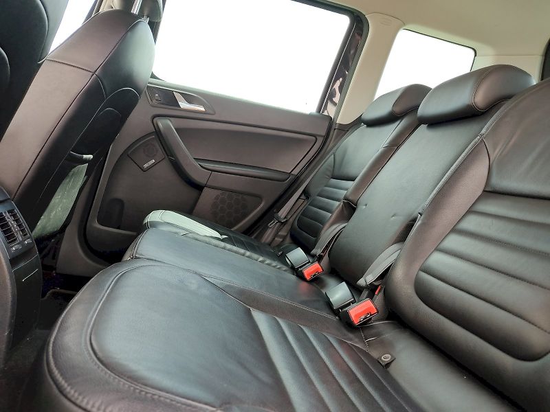 Škoda Yeti (2011) Elegance 2,0 Tdi 103 (125) Kw - fotka 21 z 33