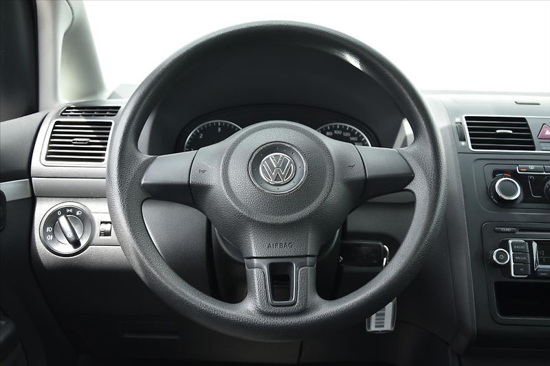 Volkswagen Touran 1.6TDI 77kW KLIMA SERVIS.KNIHA - fotka 13 z 20
