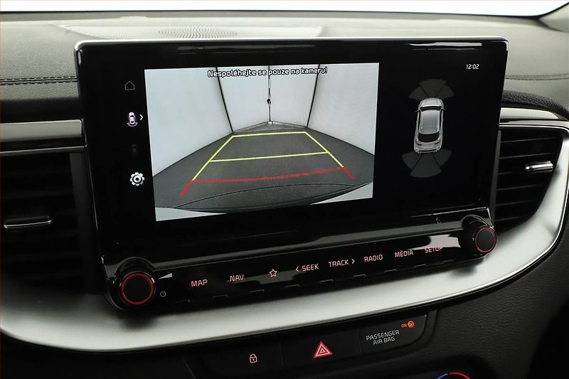 Kia XCeed (2025) 1.5 T-GDI, Top, Navigace - fotka 10 z 20