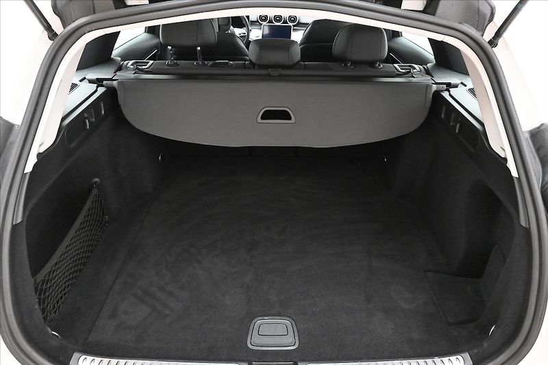 Mercedes-Benz Třídy C 2,0 220d 147 kW 9G Tronic TAŽN - fotka 10 z 32
