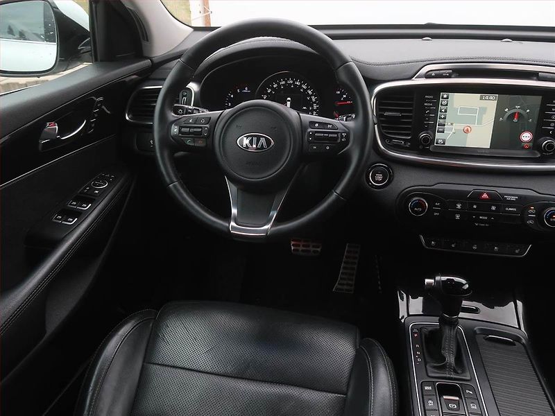 Kia Sorento (2017) 2.2 CRDi - fotka 7 z 19