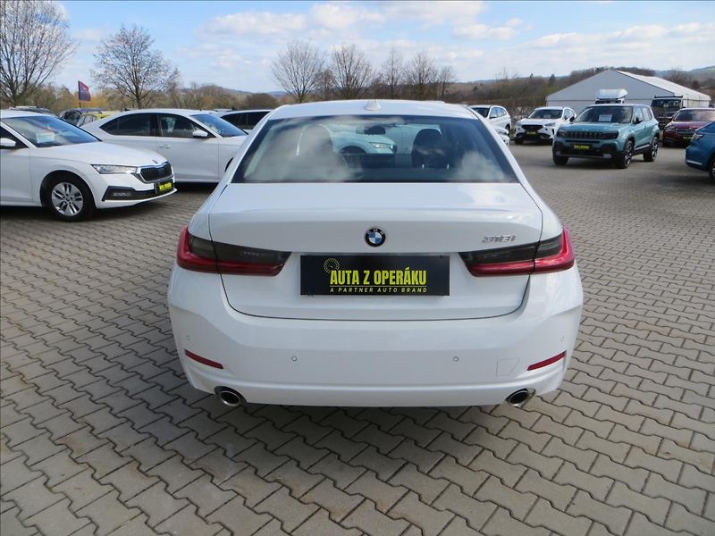 BMW Řada 3 2,0 318i 115kw LED, AUT, ČR - fotka 6 z 24
