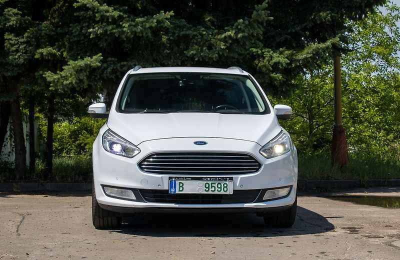 Ford Galaxy Titanium - fotka 2 z 25