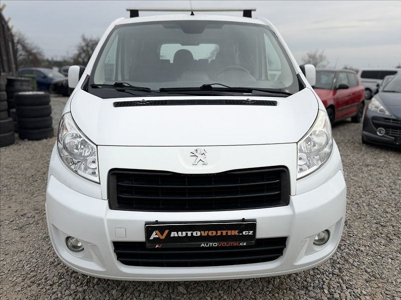 Peugeot Expert Tepee 2,0 SERVISKA, 9MÍST +SADA PNEU - fotka 2 z 25