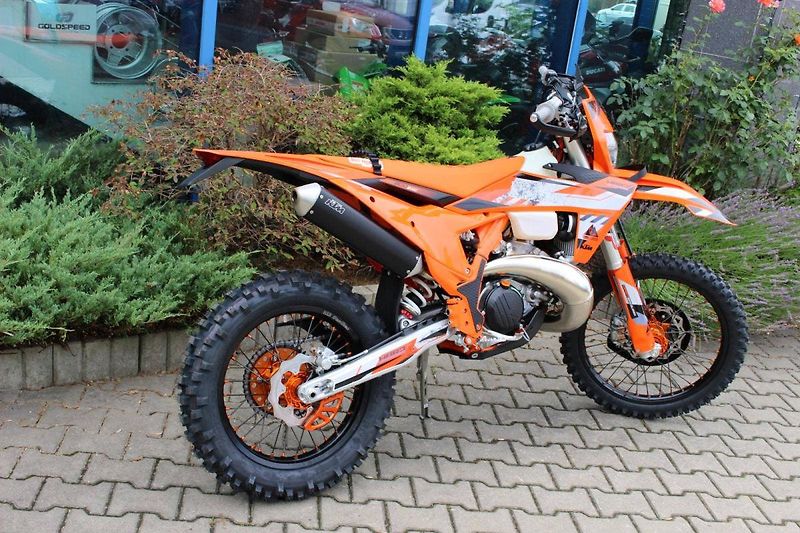 KTM 300 EXC TPI (2025) HARDENDURO 2025 - fotka 4 z 8