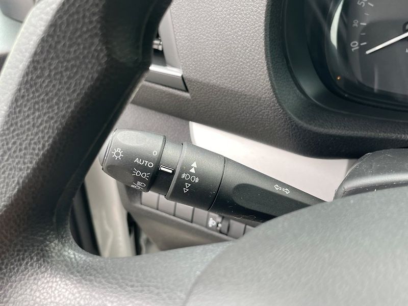 Opel Zafira Life 2,0 CDTi 106 kW, ČR, 1. m - fotka 28 z 42