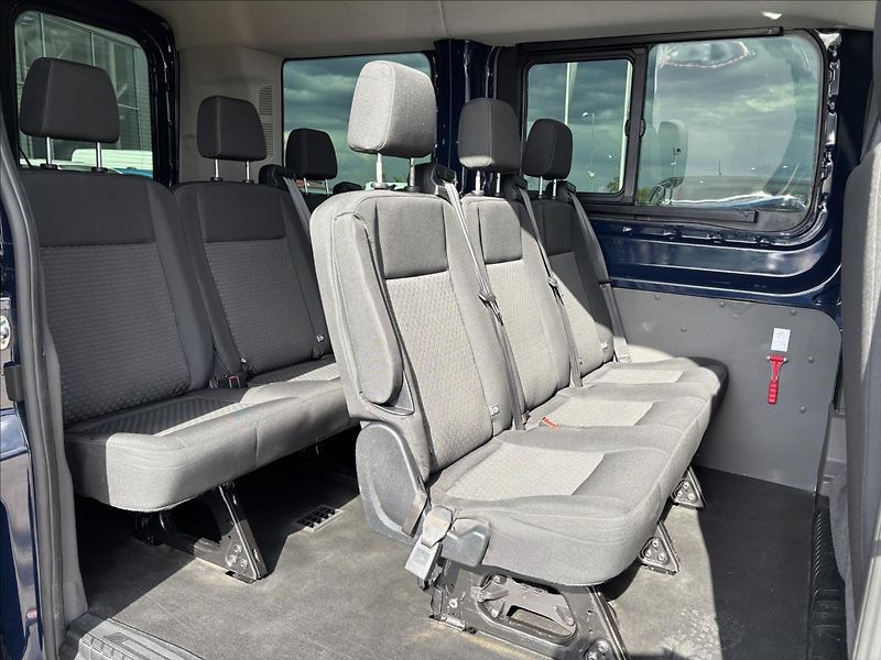 Ford Transit 2,0 EcoBlue MHEV Kombi L2 DPH - fotka 12 z 36