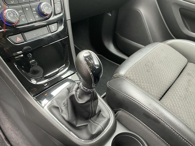 Opel Mokka (2017) 1.4T 4x4, AC, LED, kamera - fotka 16 z 18