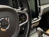 Volvo V60 D4 AWD INSCRIPTION REZERVACE - náhled 20