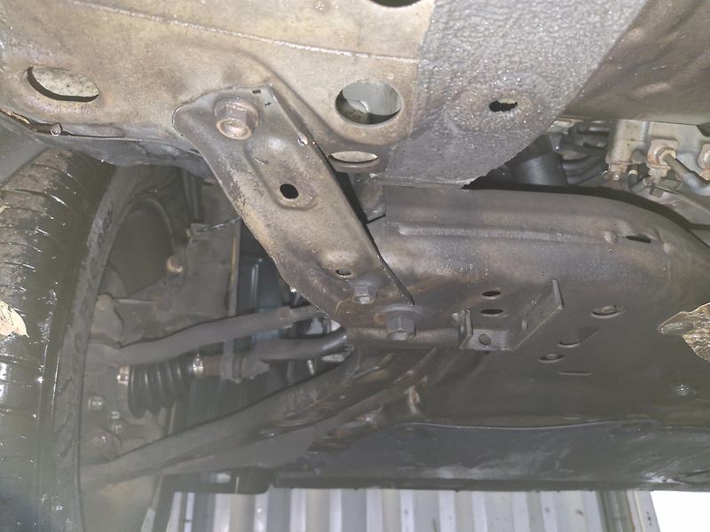Mazda 2 1.5 benzin Rezervace - fotka 38 z 46