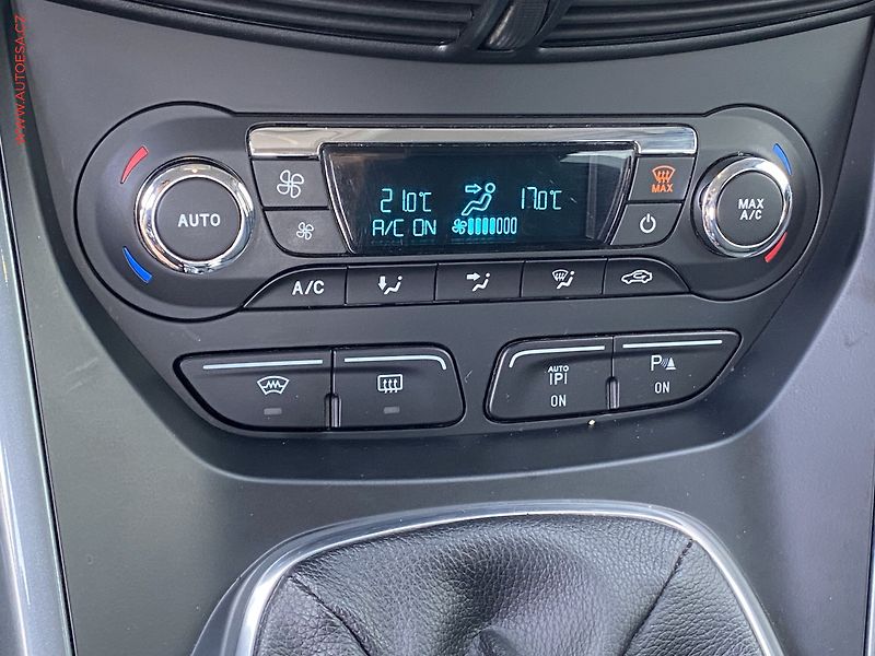 Ford Grand C-MAX (2013) 2.0TDCi, Bixen, navi, kamera - fotka 15 z 17