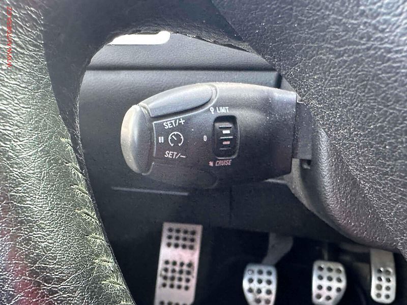 Peugeot 307 (2007) 1.6HDi, Xenon, panor - fotka 11 z 17