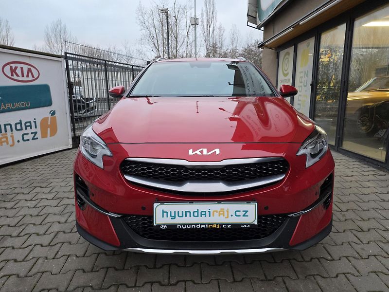 Kia XCeed 1.5-V ZÁRUCE-AUTOMAT-TOP STAV - fotka 5 z 17