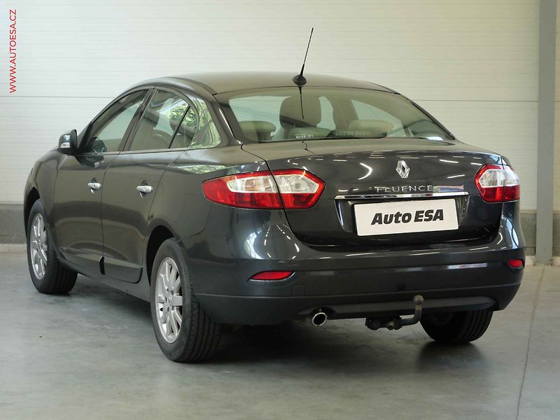 Renault Fluence (2012) 1.6i, 2.maj,ČR, Klima, temp - fotka 6 z 22