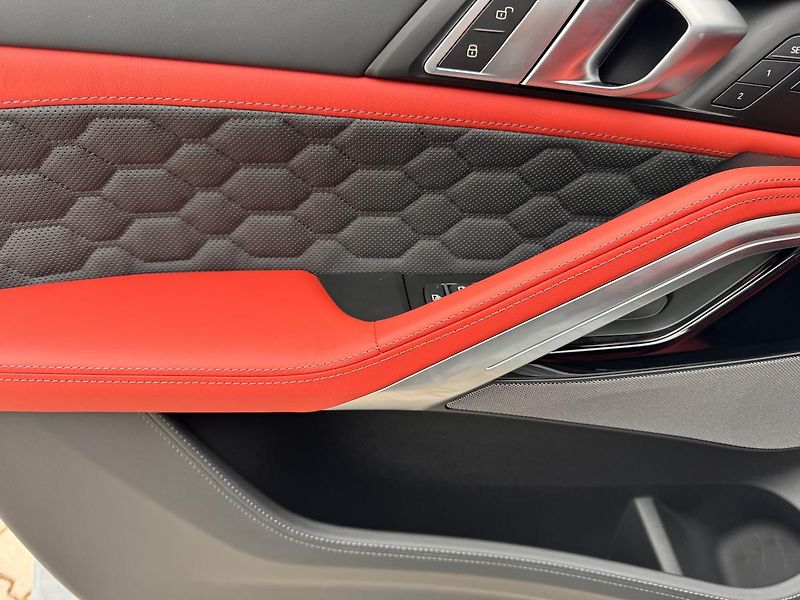 BMW X6 (2024) M COMPETITION 460kW CZ TOP!!!! - fotka 40 z 52