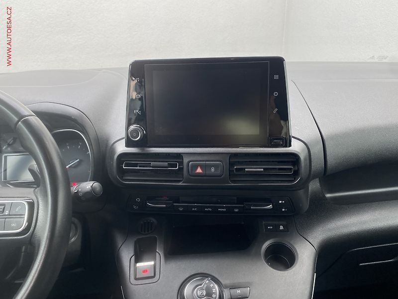 Citroën Berlingo (2019) 1.5HDi MAXi 7míst, ČR, AT - fotka 12 z 19