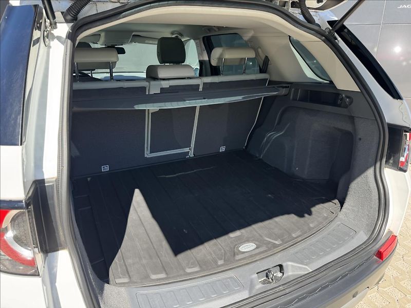 Land Rover Discovery Sport 2,0 TD4 150k SE AWD - fotka 14 z 34