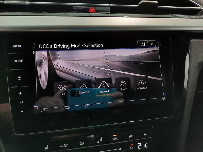 Volkswagen Arteon (2021) R-Line 2.0 TDI 4Motion (147kW/ - fotka 21 z 29