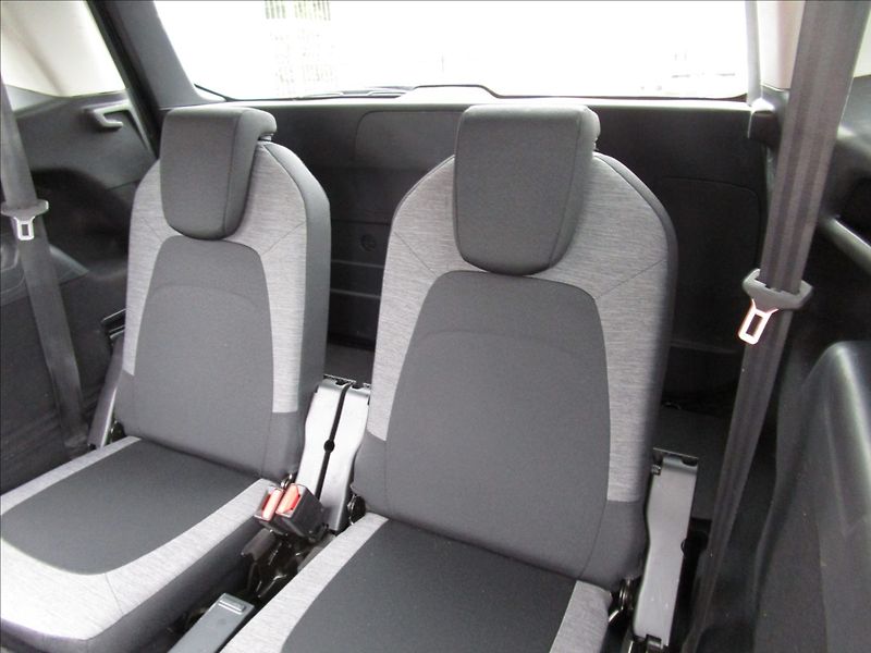 Citroën Grand C4 Picasso 2.0HDi aut. Klima, 7 míst - fotka 35 z 50