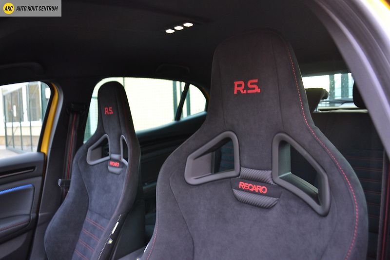 Renault Mégane R.S. TROPHY 1.8TCE 300 EDC - fotka 21 z 67