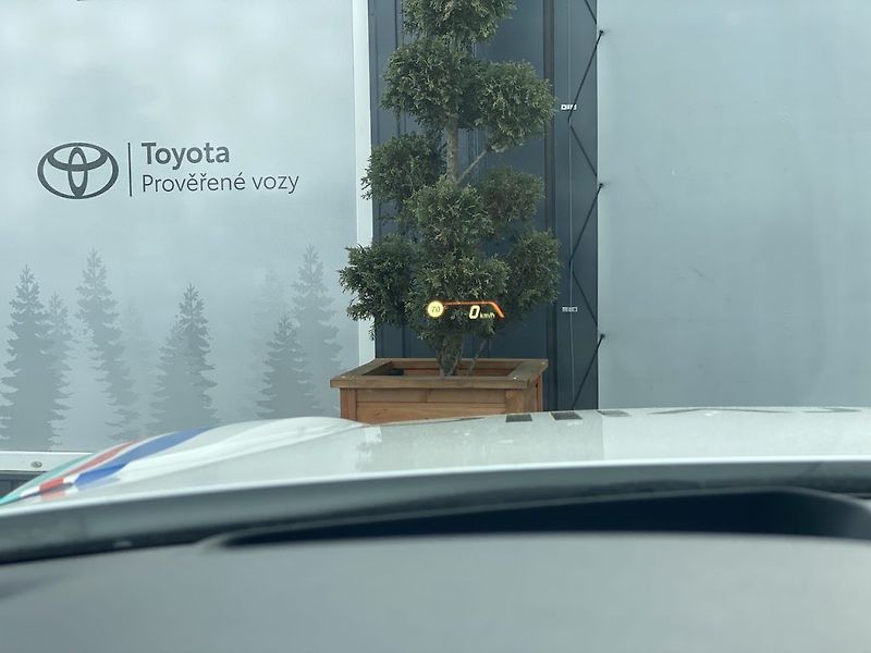 Toyota Supra 2.0iT, Executive, SPORT, JBL - fotka 27 z 31