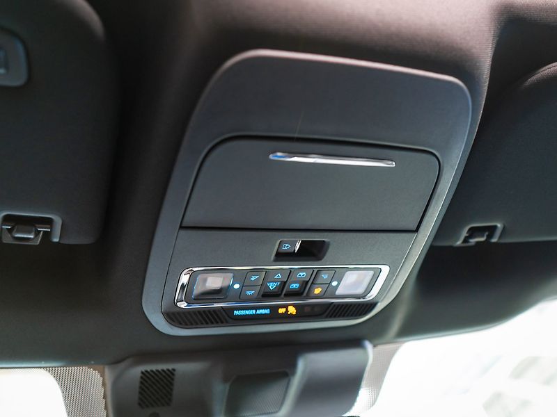 Ford F-150 (2024) 5.0 V8 Lariat, Lowered Edition - fotka 31 z 39