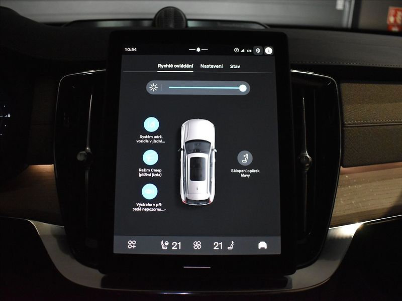 Volvo XC90 2,0 T8 AWD Ultra Dark - fotka 24 z 28