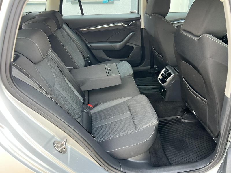 Škoda Octavia (2021) 1.5TSI 110kW STYLE TAŽNÉ  - fotka 9 z 25