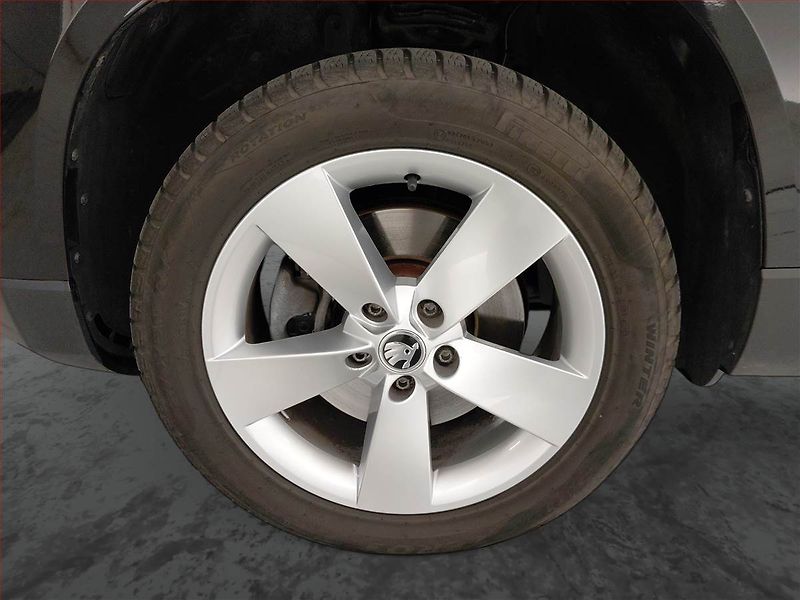Škoda Karoq (2020) Style 2.0 TDI, Navi, Tempomat - fotka 15 z 24