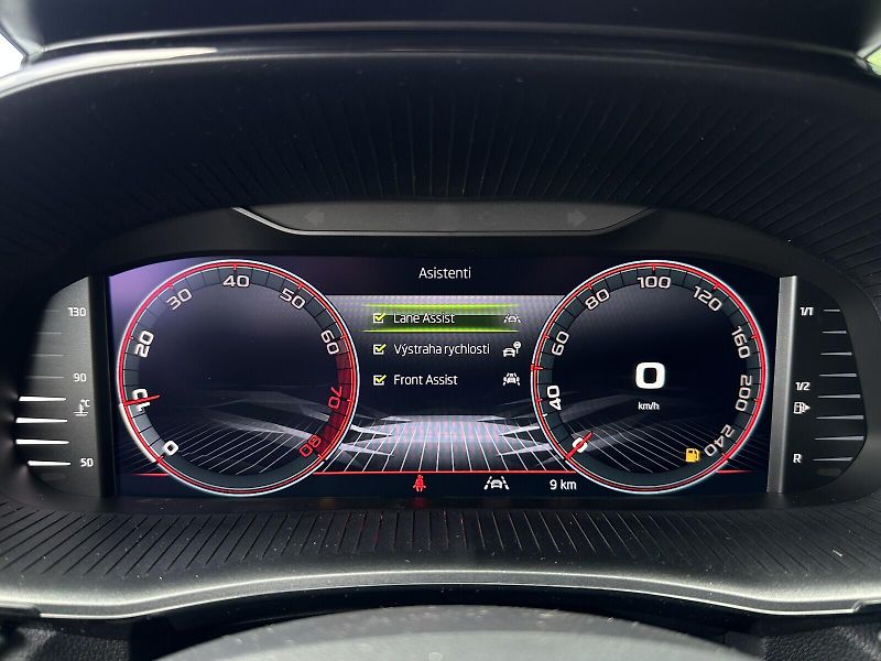 Škoda Fabia 1.0TSi Monte Carlo 116PS V.Coc - fotka 17 z 36