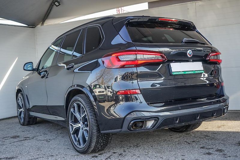 BMW X5 (2023) - fotka 7 z 28