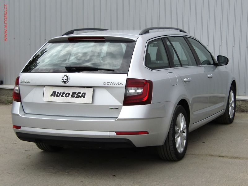 Škoda Octavia (2017) 1.4 G-Tec, ČR, Style - fotka 4 z 19