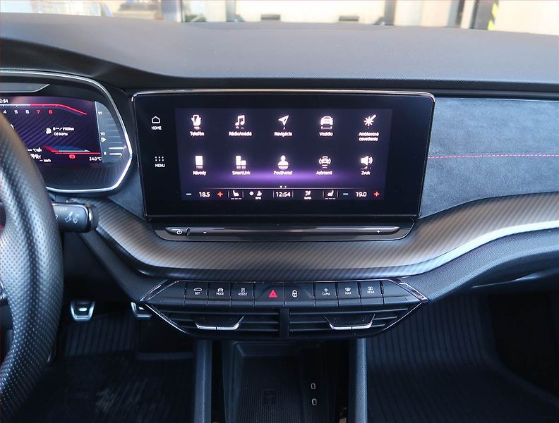 Škoda Octavia (2021) RS 2.0 TSI - fotka 12 z 21