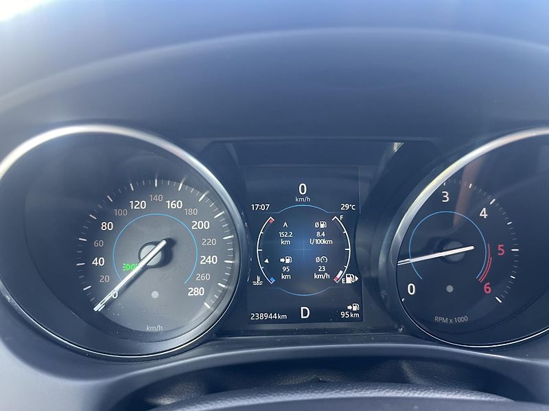 Jaguar XE (2016) Jaguar XE - fotka 2 z 14