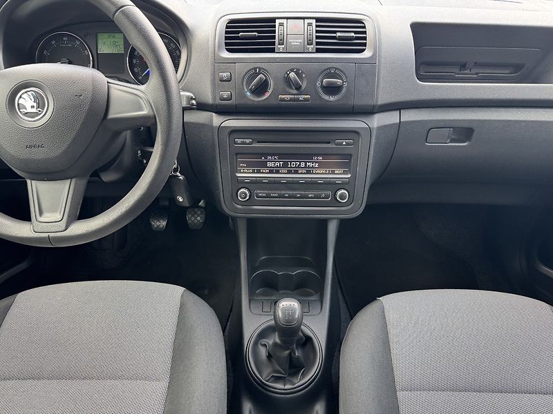 Škoda Fabia (2014) 1.2HTP Active Klima Tažné Z. - fotka 8 z 49