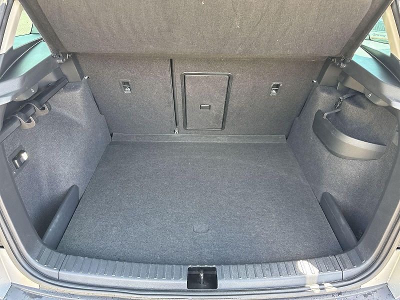 Škoda Karoq (2020) 2.0 TDI 4x4 DSG Scout - fotka 29 z 35
