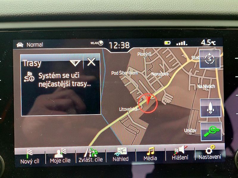 Škoda Octavia TDi 4x4 SERV.KNÍŽKA,CEBIA    - fotka 40 z 61