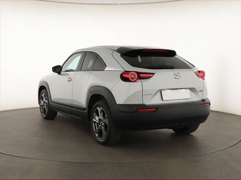 Mazda MX-30 (2020) e-Skyactiv, SoH 92%, Automat - fotka 4 z 19