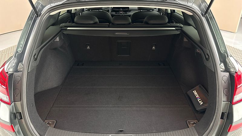 Hyundai i30 1.5 T-GDI AUT Style Kombi - fotka 17 z 29