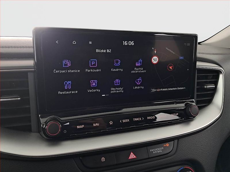 Kia Ceed (2025) 1.5 T-GDI - fotka 13 z 19