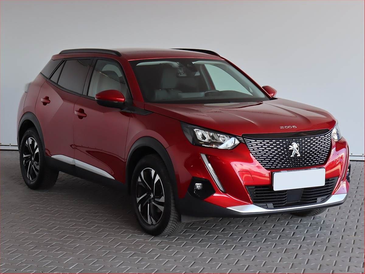 Peugeot 2008 1.2 PureTech, Automat