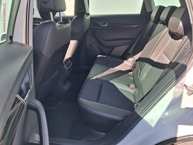 Škoda Karoq (2021) 1.5 TSi, 1.maj,ČR, Style, DSG - fotka 10 z 19