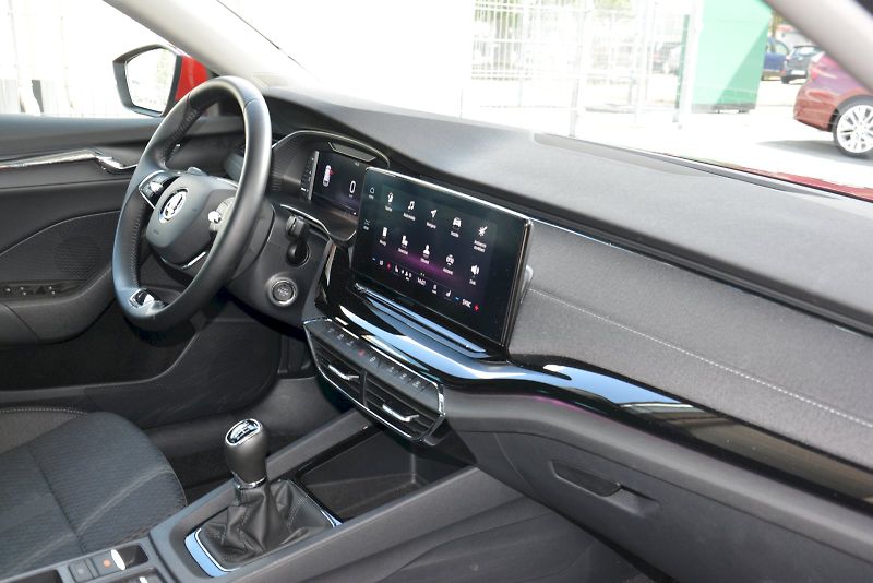 Škoda Octavia (2022) Combi 2.0 TDI 85 KW Style PLUS - fotka 16 z 26