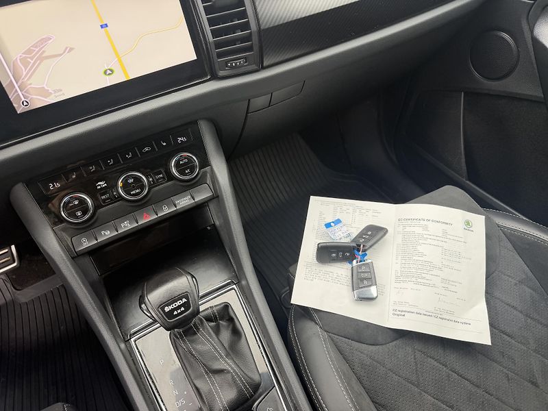 Škoda Kodiaq SPORTLINE 2,0D147kW 4x4 7sed - fotka 19 z 24
