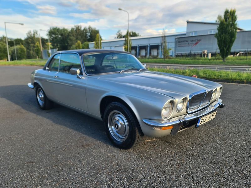 Jaguar XJ6 (1975)  4.2 C (Coupé) SERIE II AUTOMA - fotka 5 z 53