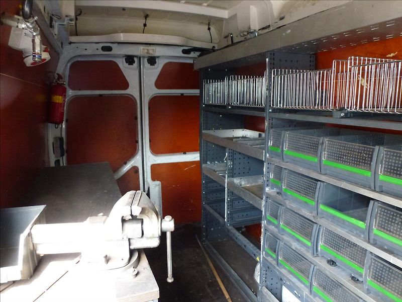Renault Master 2,3 DCI POJÍZDNÁ DÍLNA,TZ na 3 - fotka 39 z 59