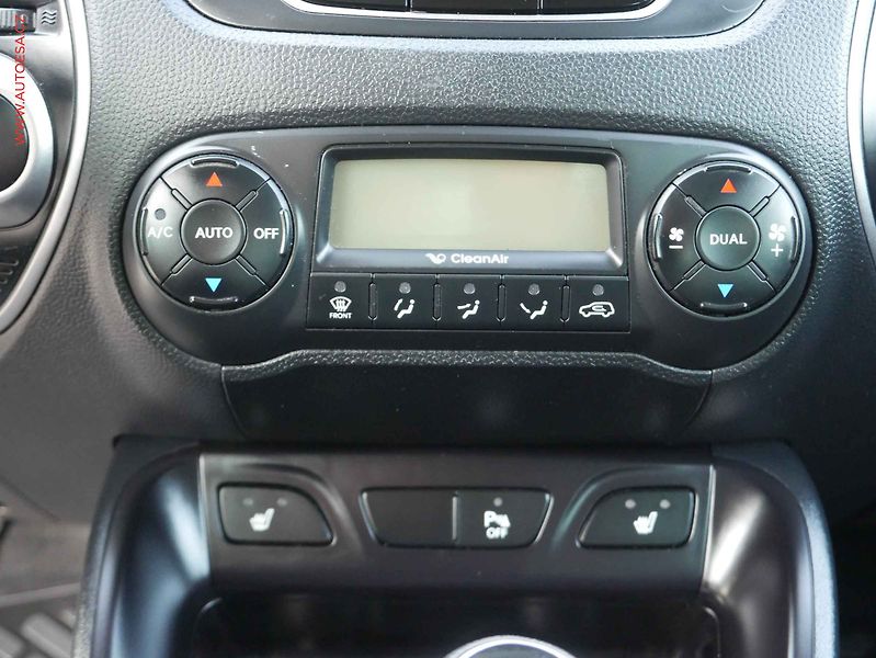 Hyundai ix35 (2012) 2.0CRDi 4x4, AC - fotka 14 z 20