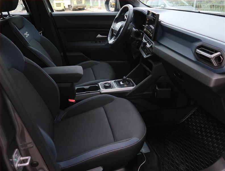 Dacia Bigster (2026) Hybrid-G 4x4 - fotka 9 z 18