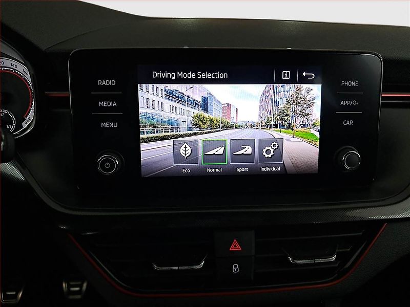 Škoda Scala (2022) Monte Carlo 1.0 TSI - fotka 20 z 25